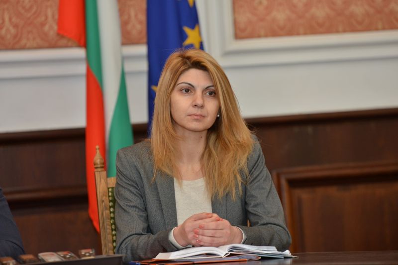 Пепа Чиликова: С въвеждането на електронния прием ще преустановим некоректните и грешни практики
